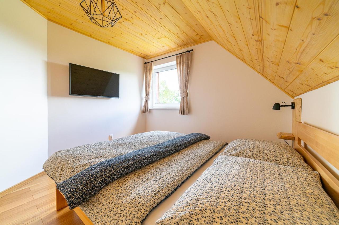 Apartmany Pod Rozsutcom - Zatkov Dvor - Prijazd Do Ubytovania Autom S Pohonom 4X4 Terchová Eksteriør billede