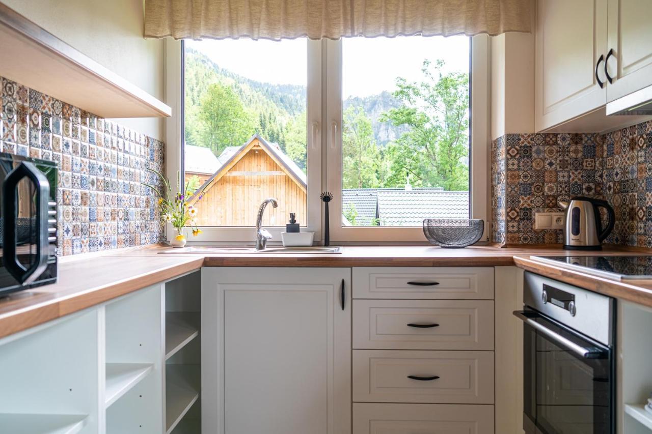 Apartmany Pod Rozsutcom - Zatkov Dvor - Prijazd Do Ubytovania Autom S Pohonom 4X4 Terchová Eksteriør billede